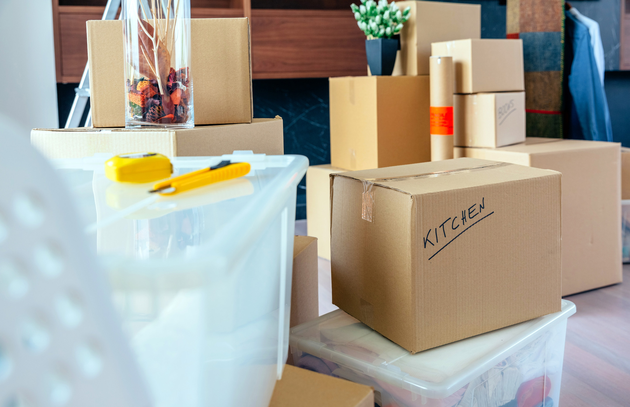 20 Tips for Perfectly Packing Your Belongings