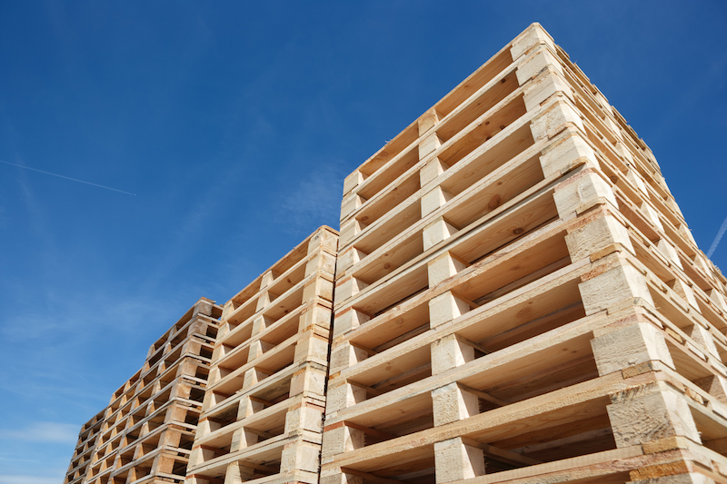 Using Pallets to Get the Most Out of Self Storage